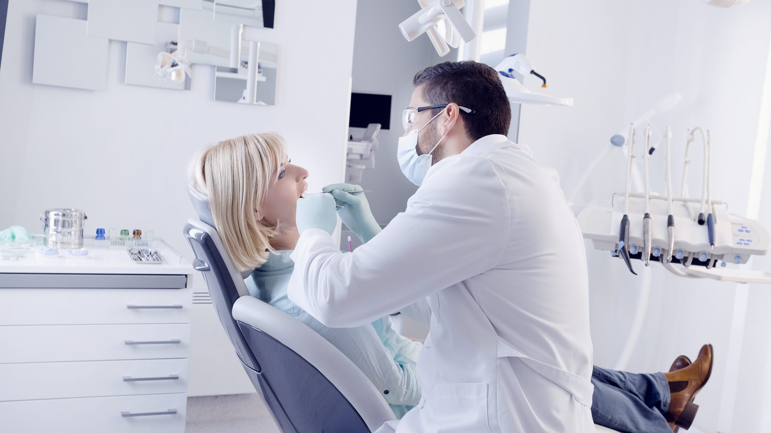 Dentist in Roberts, WI